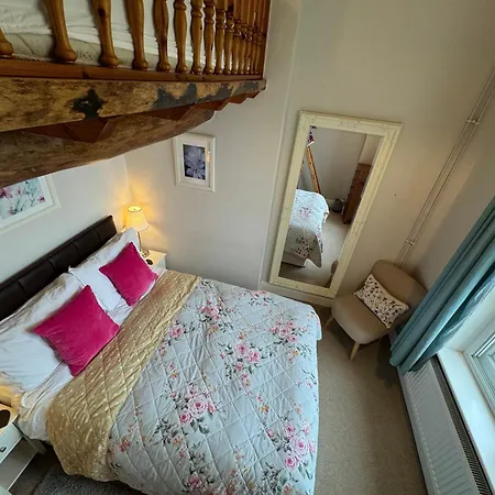 Hargate Hall Self Catering Buxton  Exterior photo