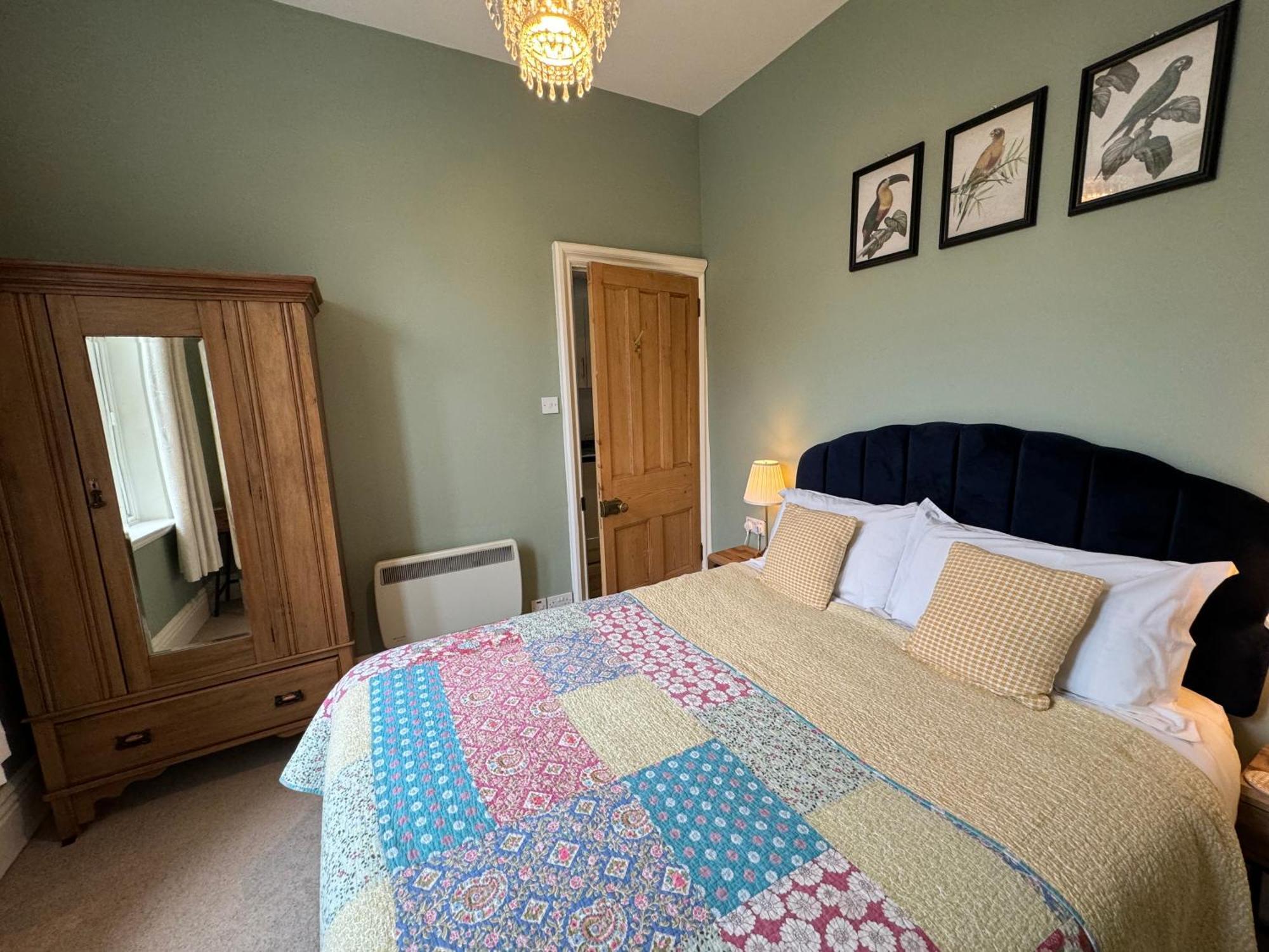 Hargate Hall Self Catering *