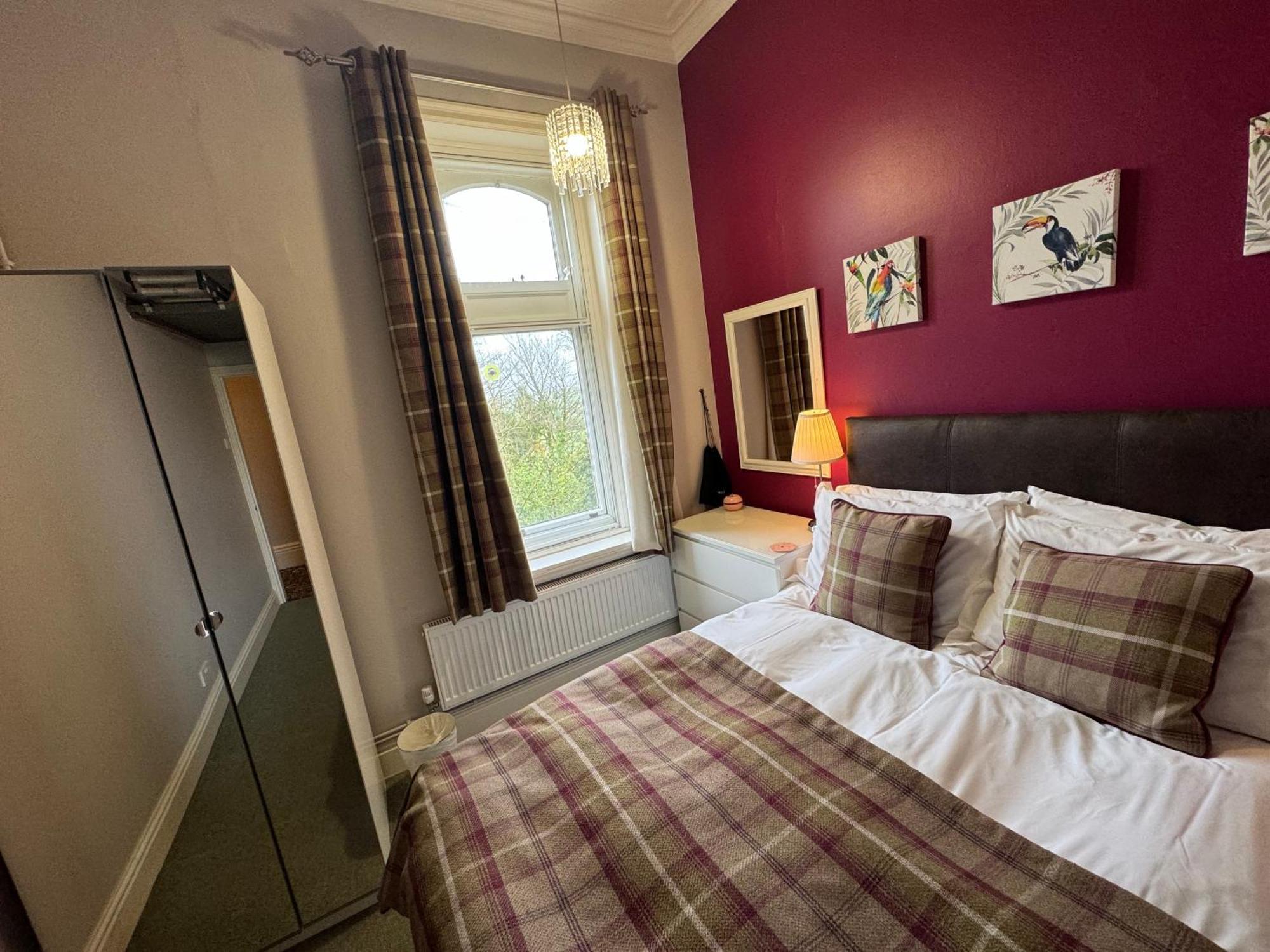 Hargate Hall Self Catering Buxton (Derbyshire)