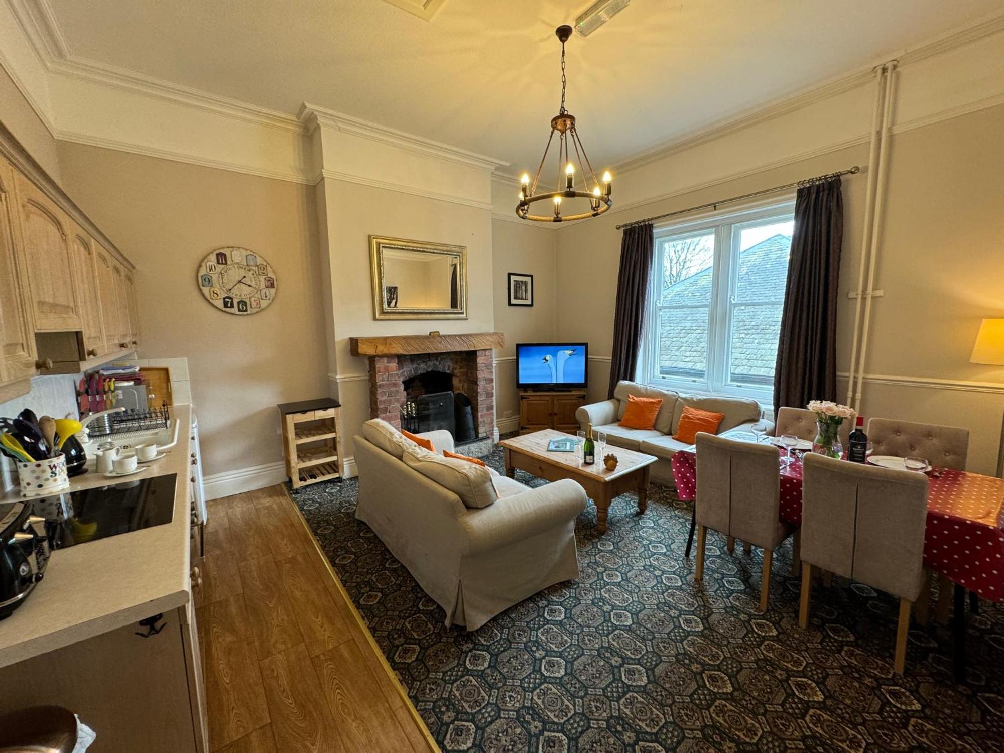 Hargate Hall Self Catering *