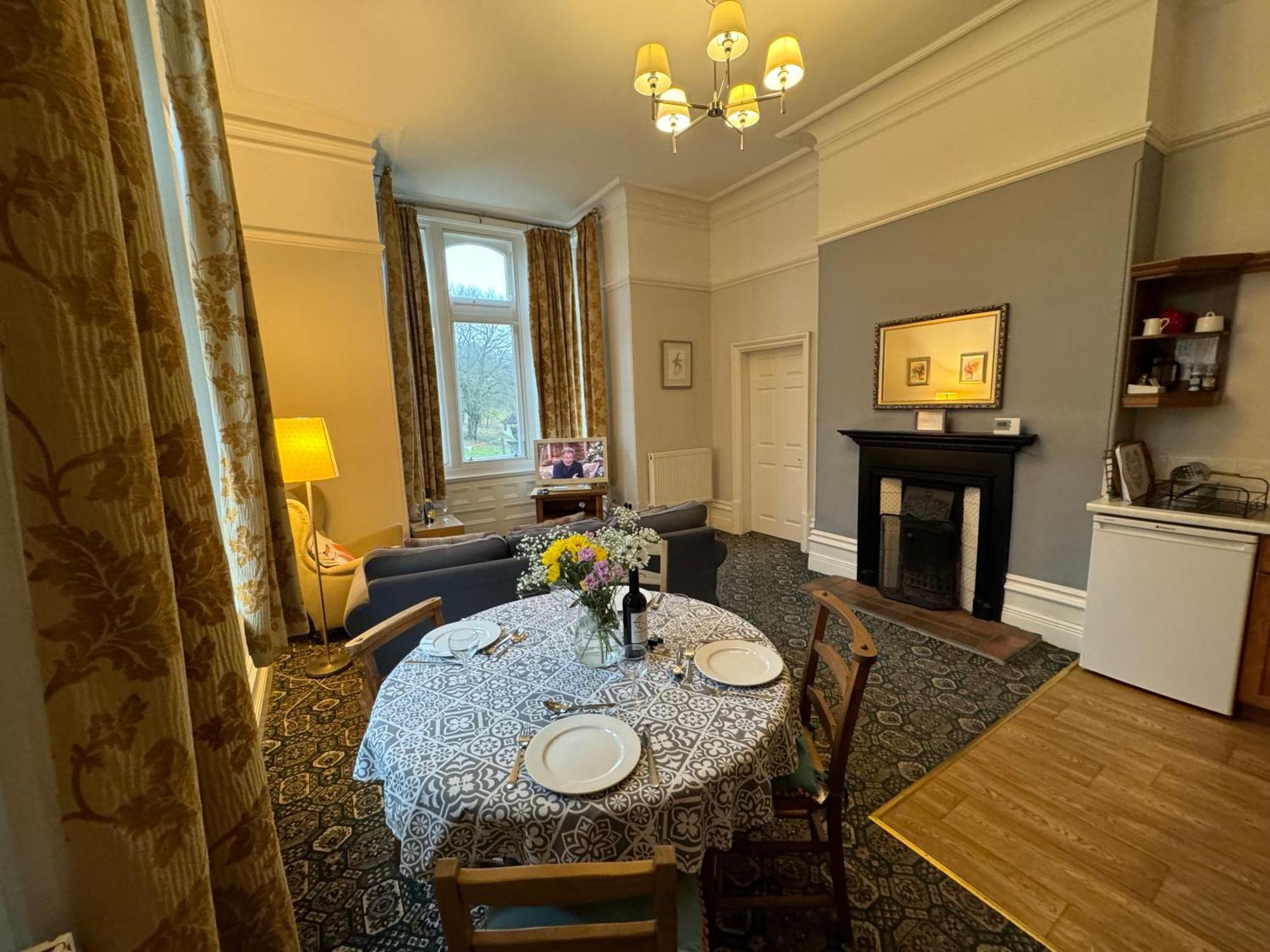 Hargate Hall Self Catering *